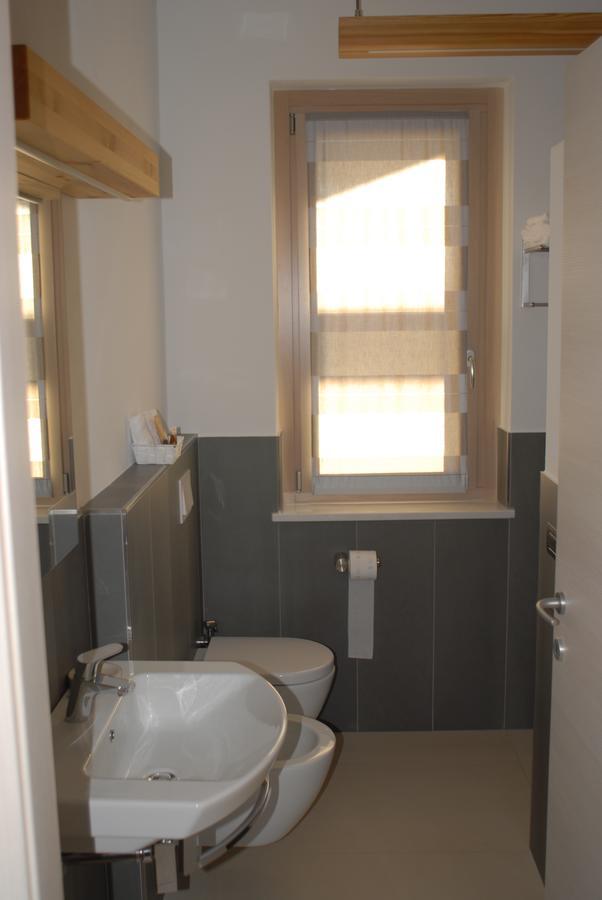 B&B Alciliegio Casnate Con Bernate Buitenkant foto