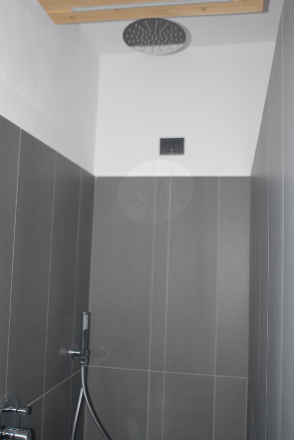 B&B Alciliegio Casnate Con Bernate Buitenkant foto